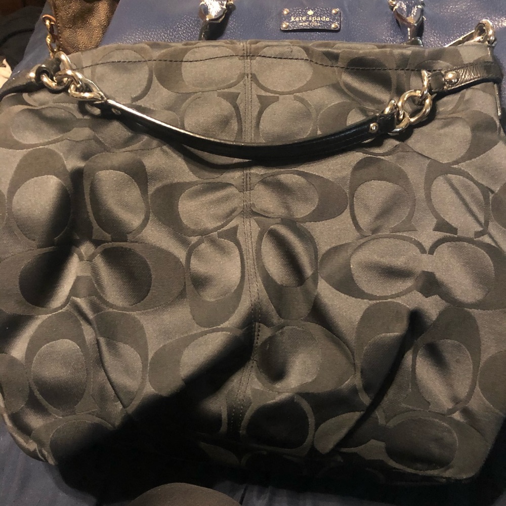 Gently used. Like new coach purse